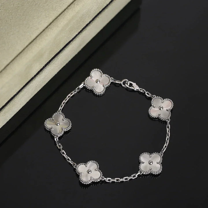 Fortune Clover Bracelet | Silver