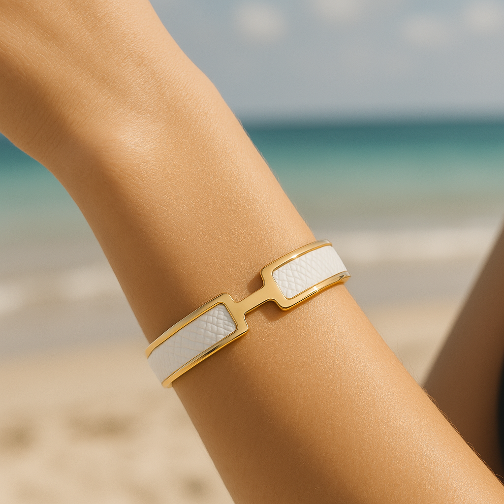 Amara Classique Bracelet | White & Gold