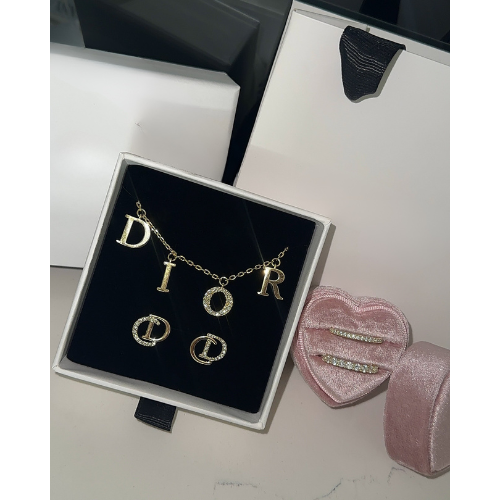 Vayla Necklace | Gold